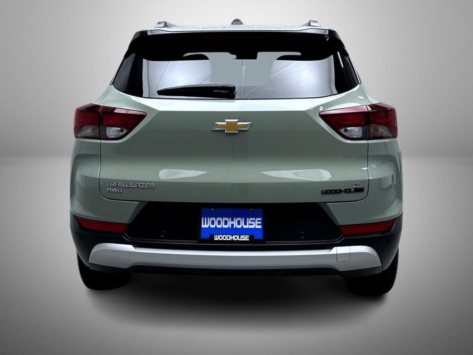Used 2025 Green Chevrolet LT image 6