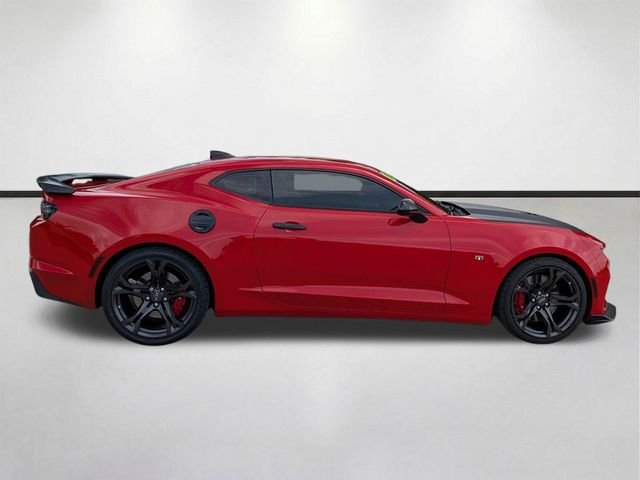 Used 2023 Red Chevrolet SS image 3