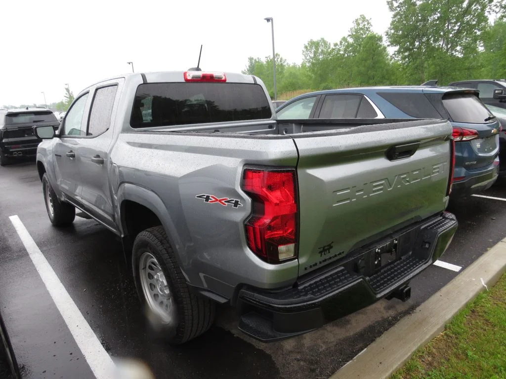 Used 2024 Gray Chevrolet Work Truck image 13