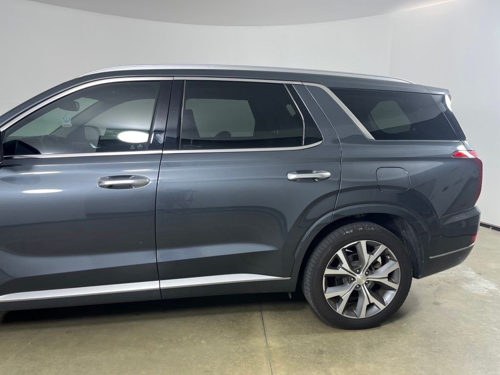 Used 2021 Gray Hyundai Limited image 7