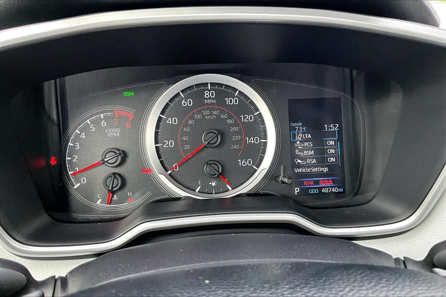 Used 2019 Midnight Black Metallic Toyota SE image 25