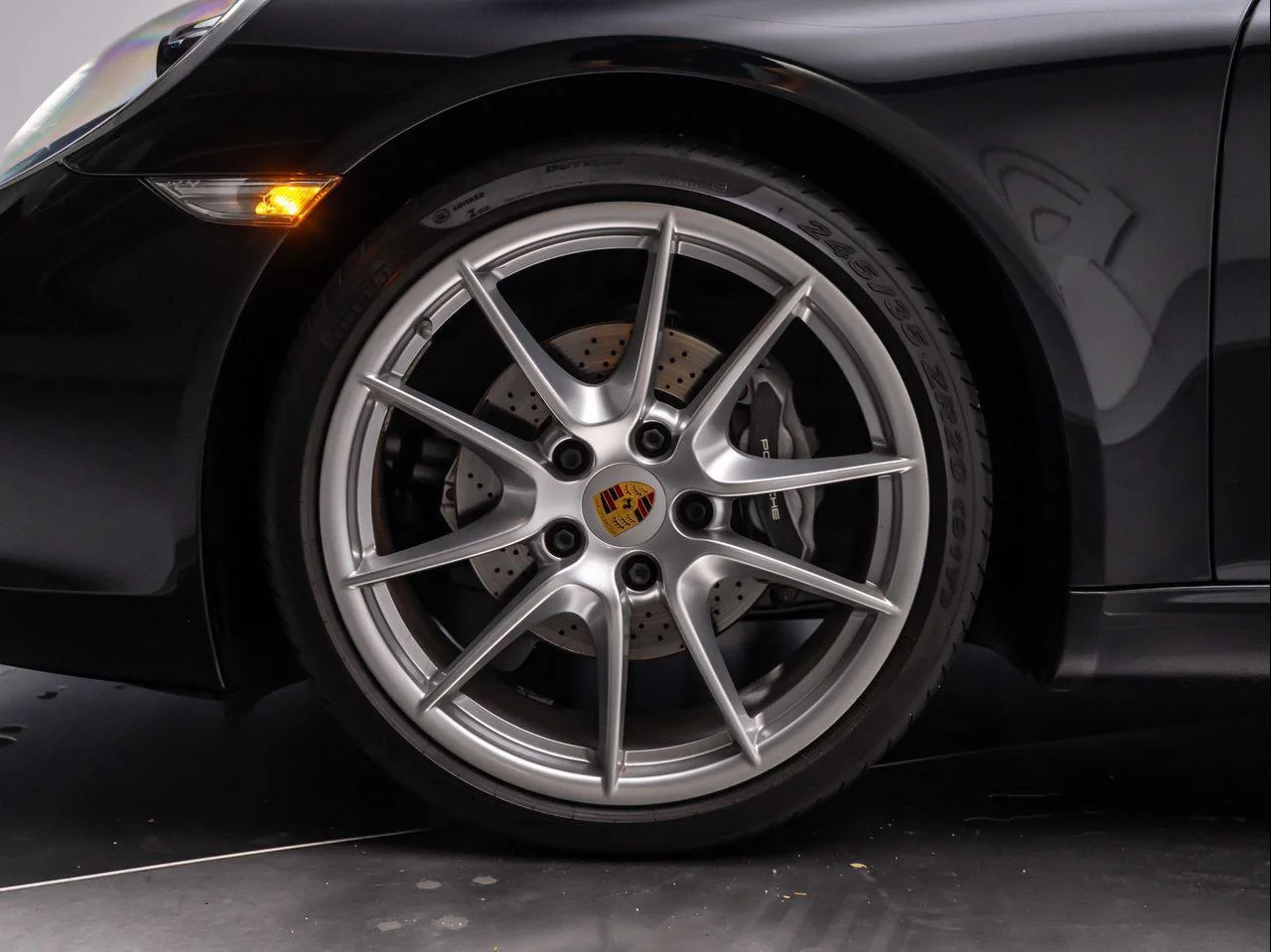 Used 2016 Black Porsche Carrera image 21