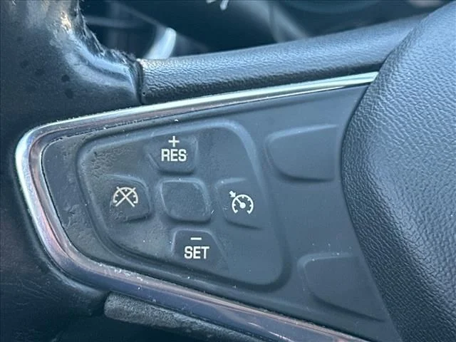 Used 2019 Silver Chevrolet LT image 24
