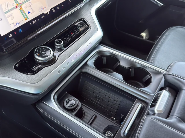 2025 Ford Expedition Platinum - Photo 21