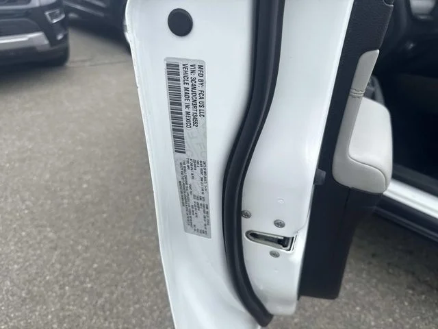 Used 2024 White Jeep Limited image 21