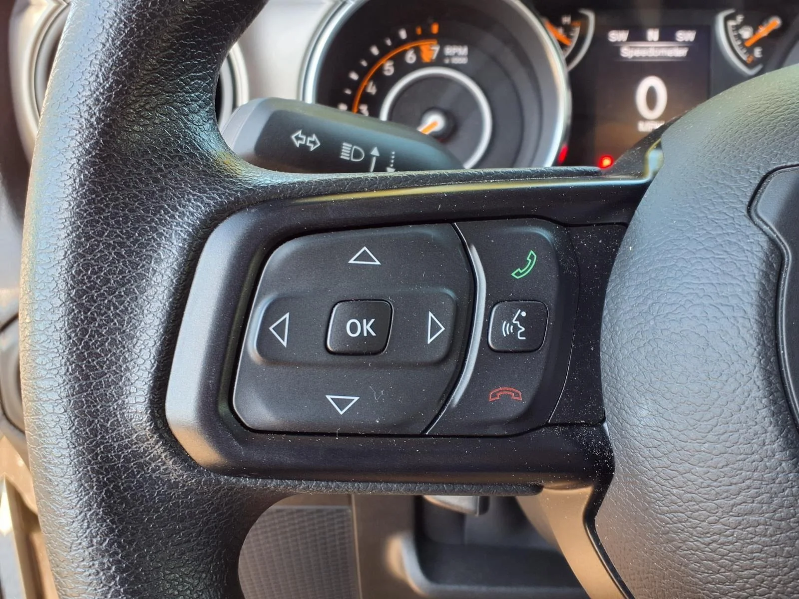 Used 2020 Granite Crystal Metallic Clearcoat Jeep Sport image 24