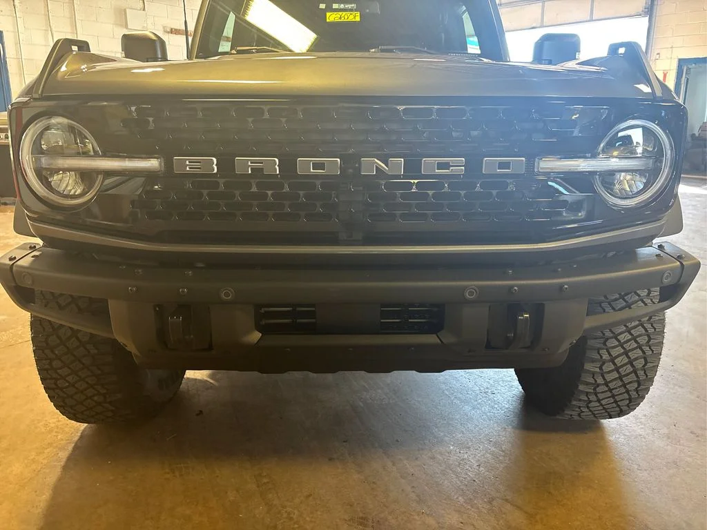 Used 2024 Gray Metallic Ford Wildtrak image 13