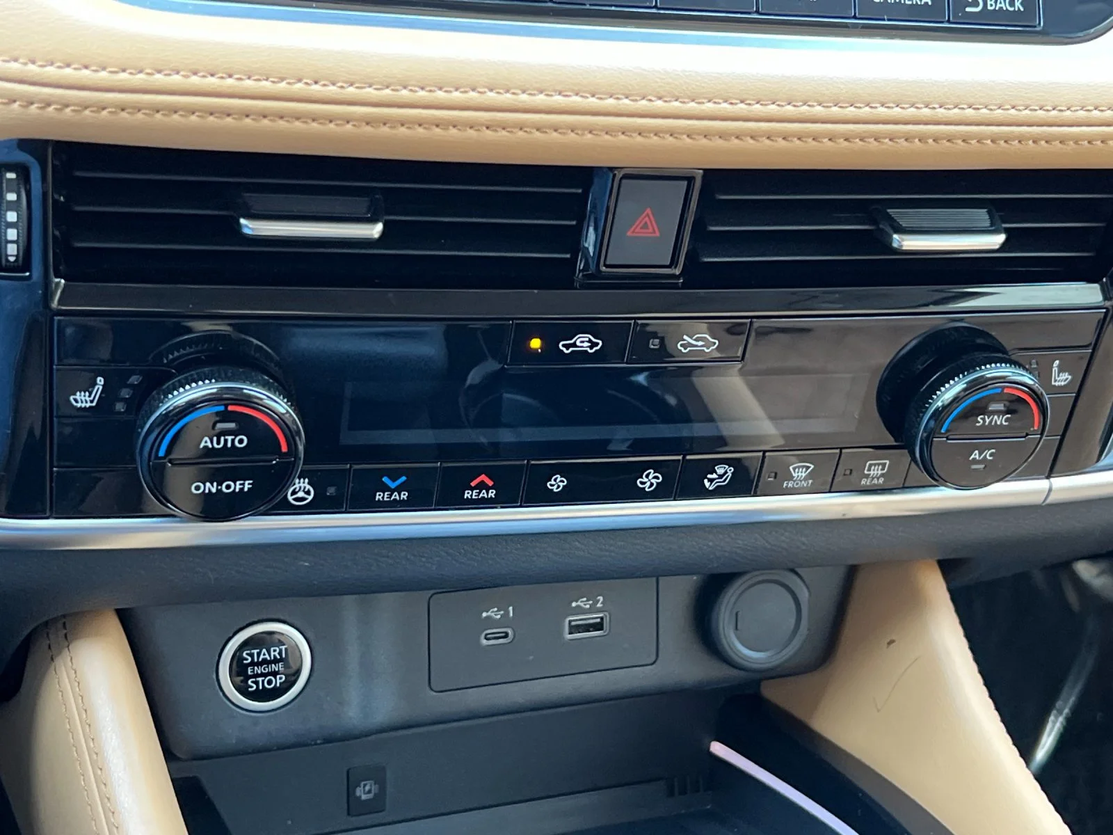 Used 2023 Pearl White Tricoat Nissan Platinum image 20