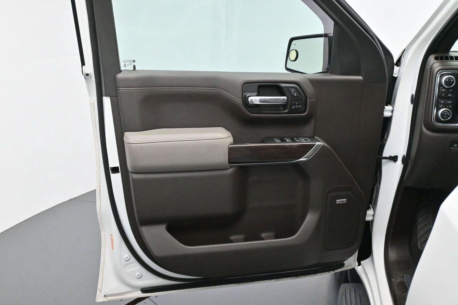 Used 2019 Summit White GMC SLT image 10