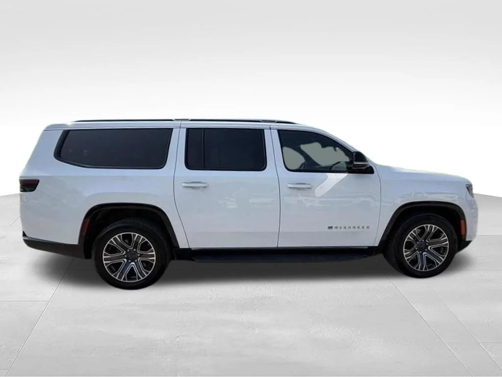 Used 2024 White Jeep Series II image 6