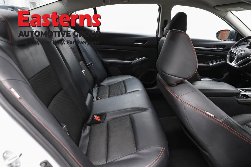 Used 2024 White Nissan 2.5 SR image 24