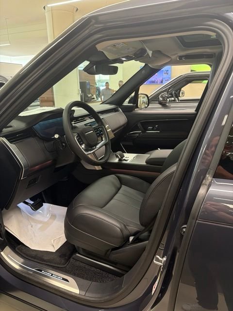 New 2026 Varesine Blue Land Rover SE image 11