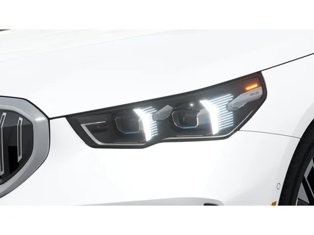 New 2027 White BMW 530i xDrive image 6