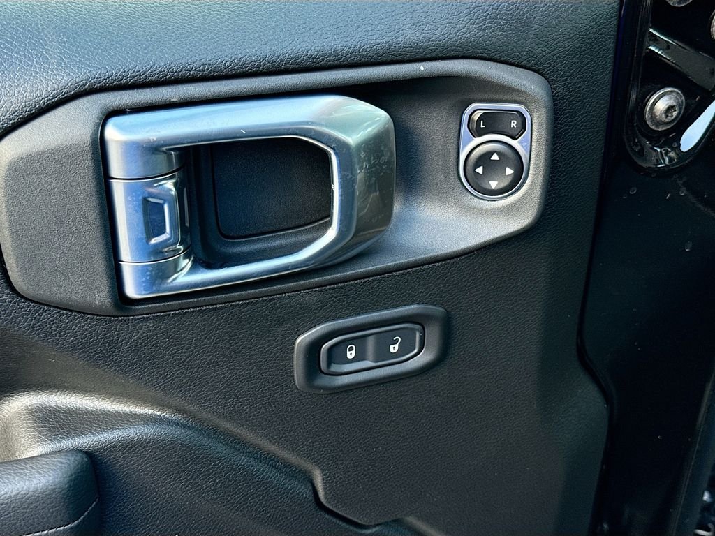 2026 Jeep Wrangler 2-Door Rubicon - Photo 11