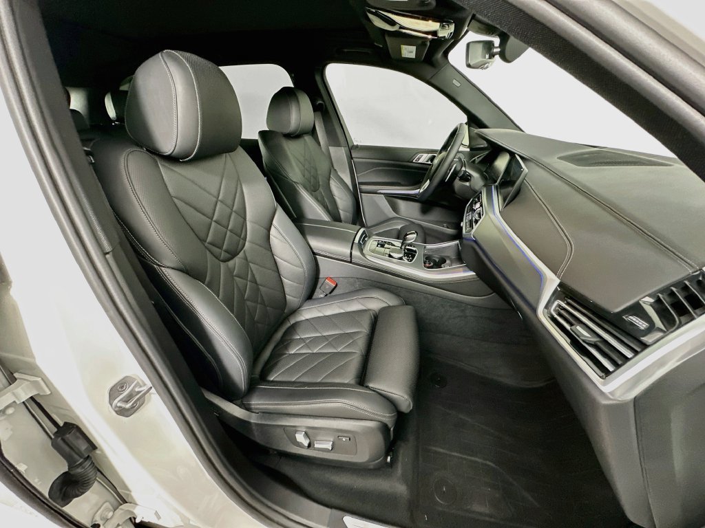 Certified Used 2023 Alpine White BMW xDrive40i image 29