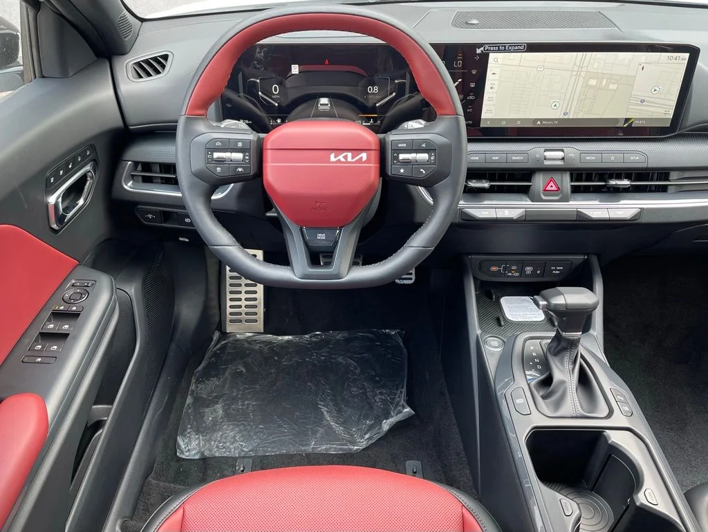 New 2026 White Kia GT-Line Turbo image 12
