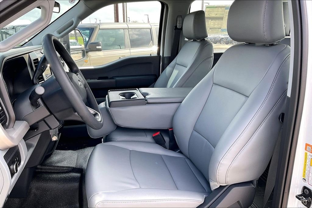 New 2026 Ford Super Duty F-250 XL 4D Crew Cab