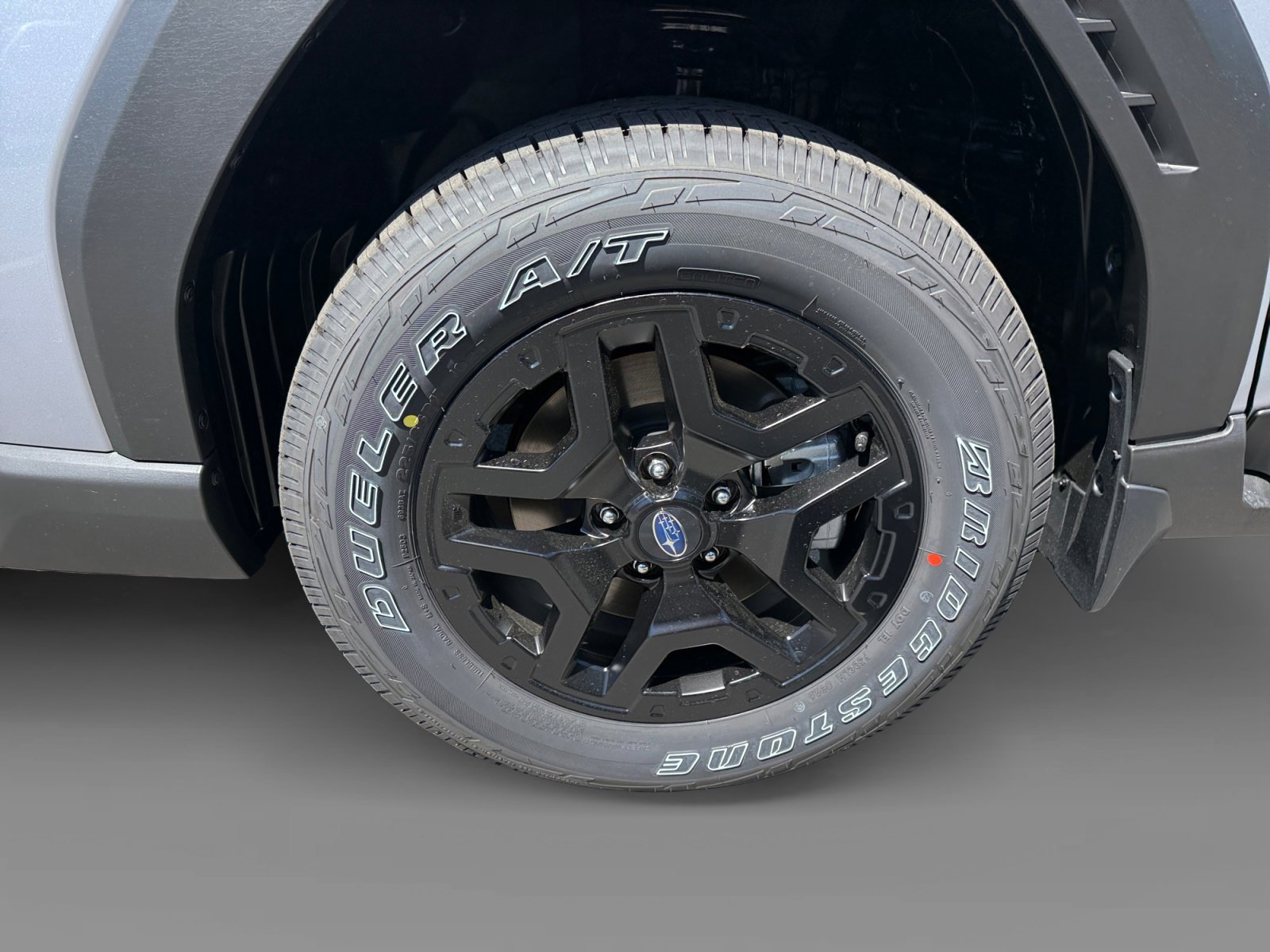 New 2026 ICE SILVER METALLIC Subaru Wilderness image 9