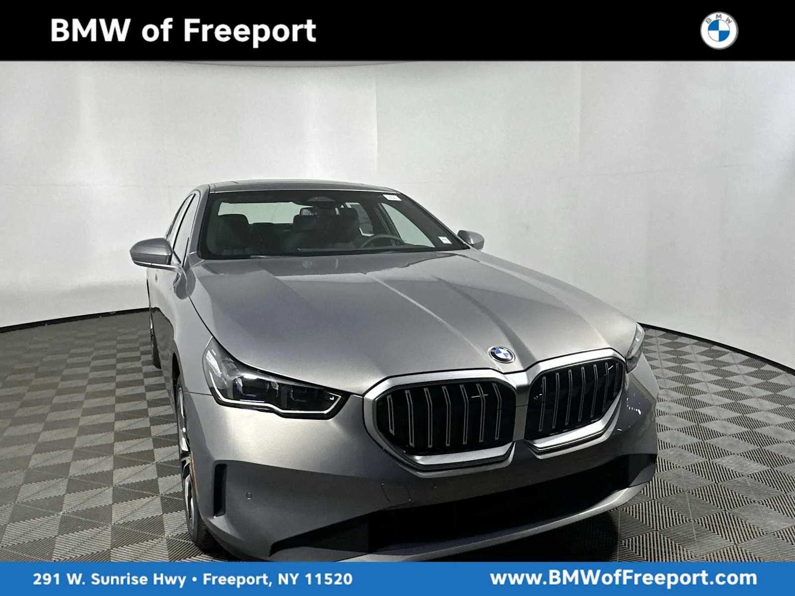 2026 BMW 5 Series 530i xDrive Sedan's photo