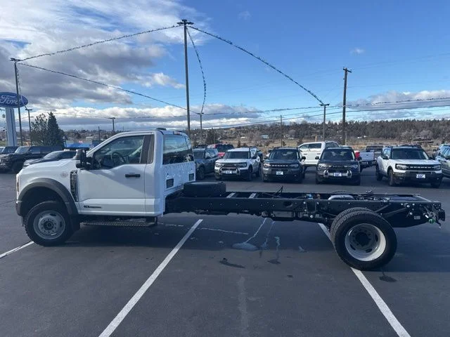 2026 Ford F-550 Super Duty Chassis Cab XL - Photo 6