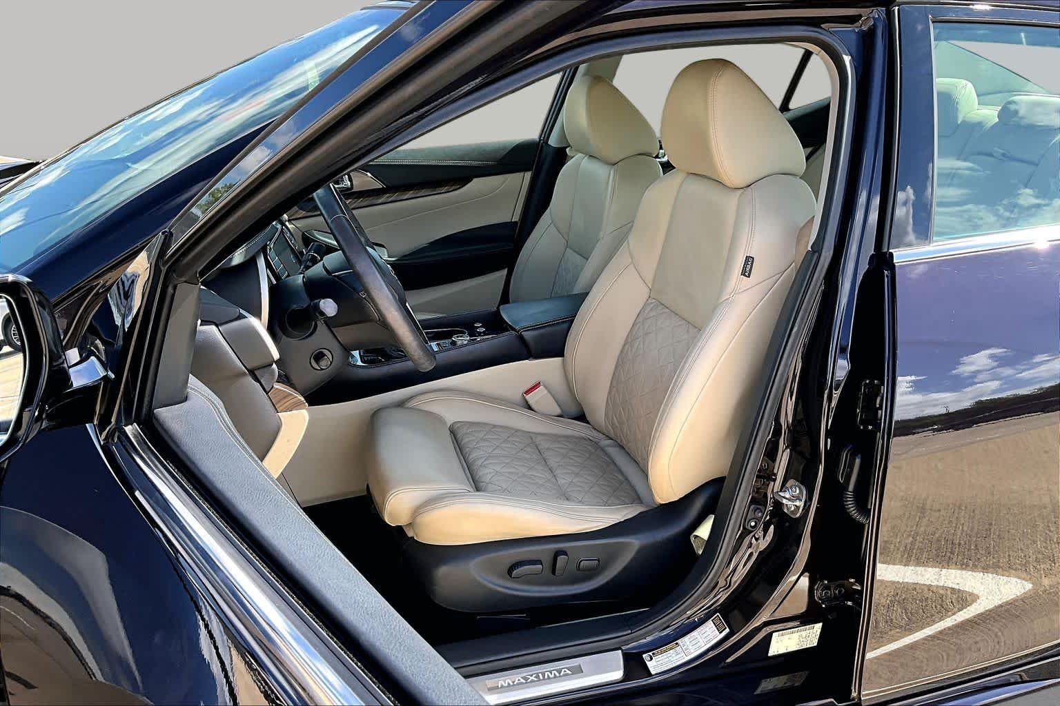 Used 2017 Bordeaux Black Nissan Platinum image 8