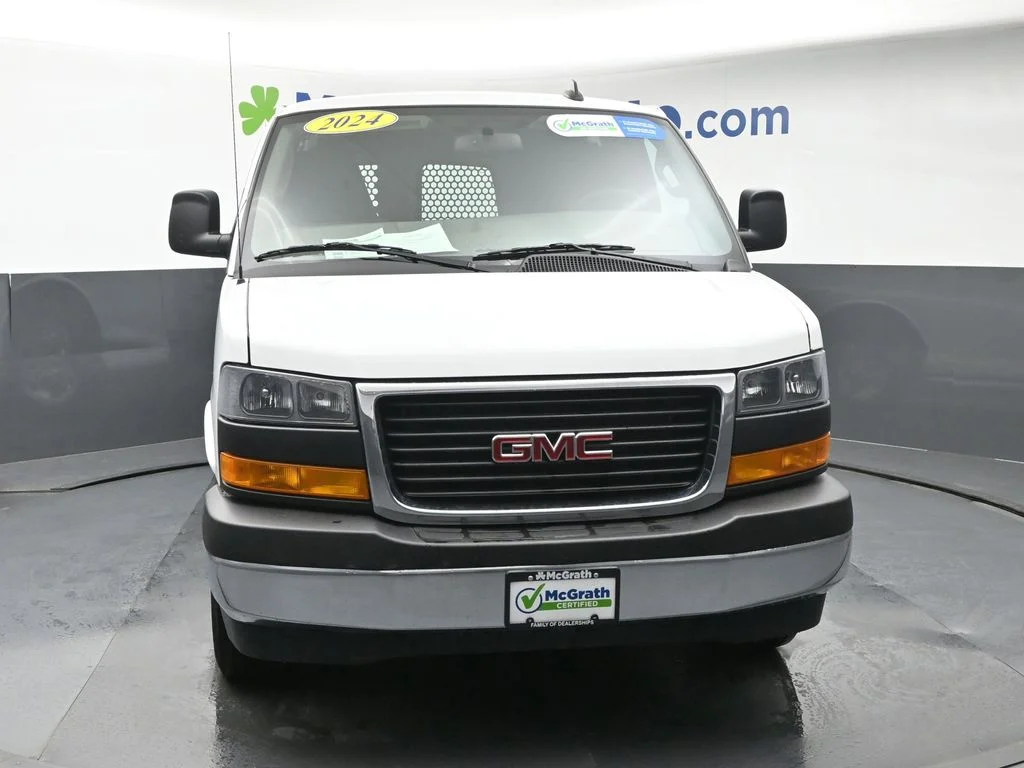 Used 2024 White GMC Work Van image 5