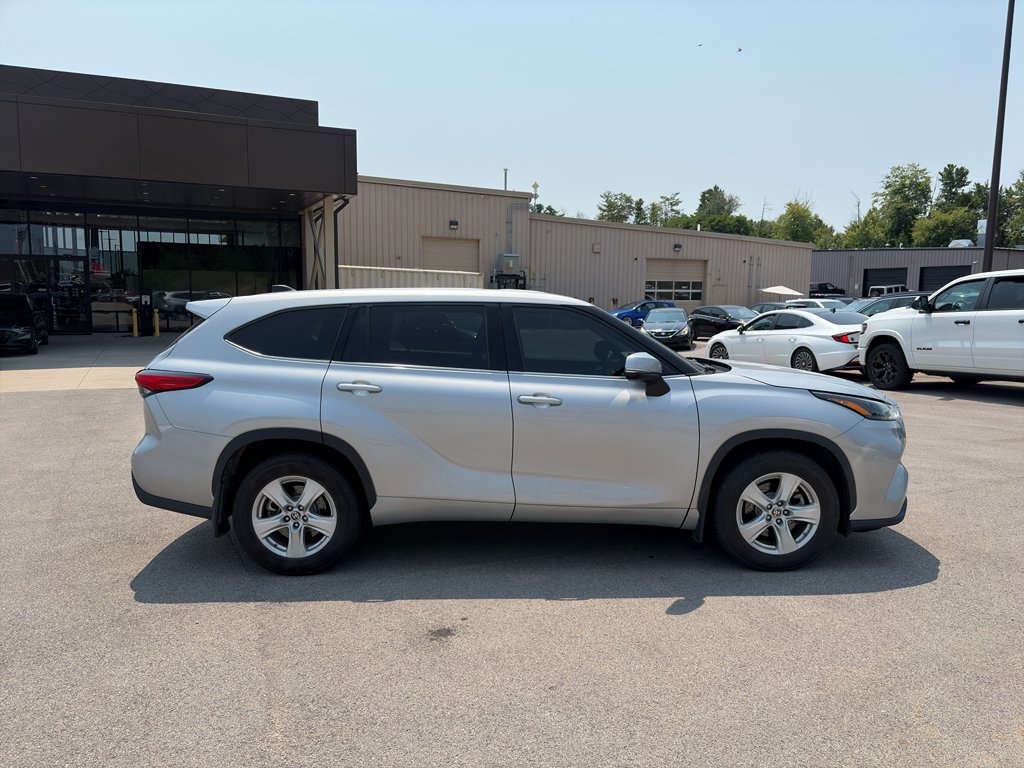 Used 2022 Celestial Silver Metallic Toyota LE image 2