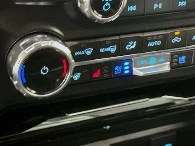 New 2026 Agate Black Metallic Ford F-350® Lariat® image 21