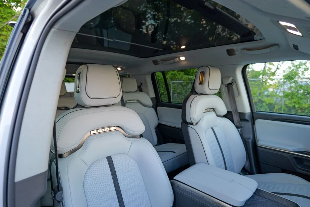Used 2024 Glacier White Rivian Adventure image 39