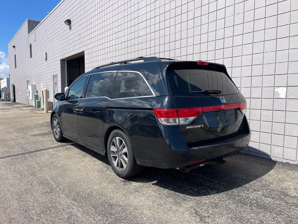 Used 2016 Honda Odyssey Touring with VIN 5FNRL5H99GB056061 for sale in Racine, WI