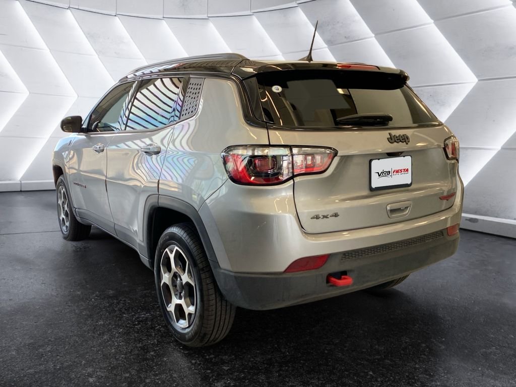 Used 2022 Silver Jeep Trailhawk image 6