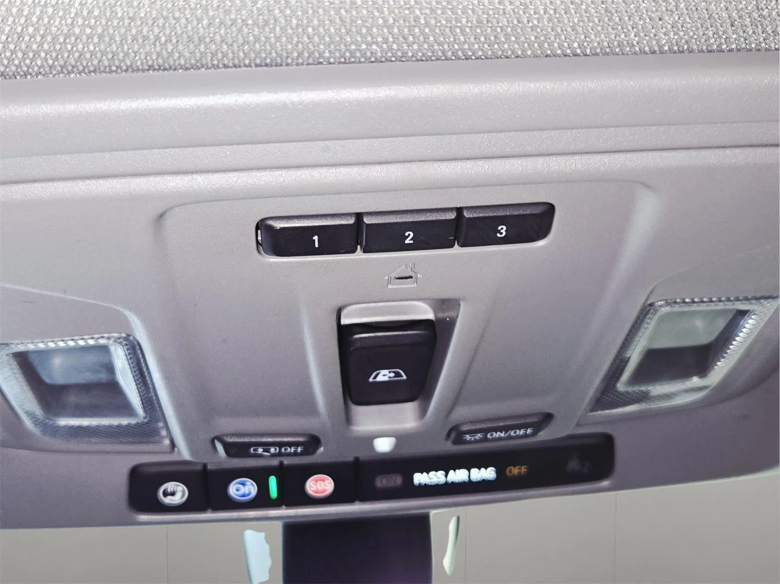 Used 2021 Summit White GMC Elevation image 42