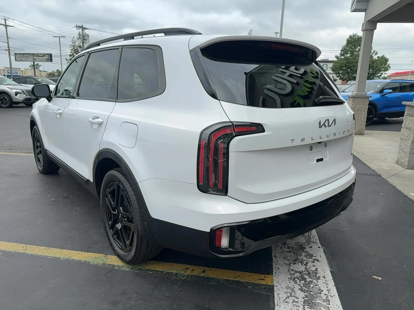 Used 2024 White Kia SX X-LINE image 4