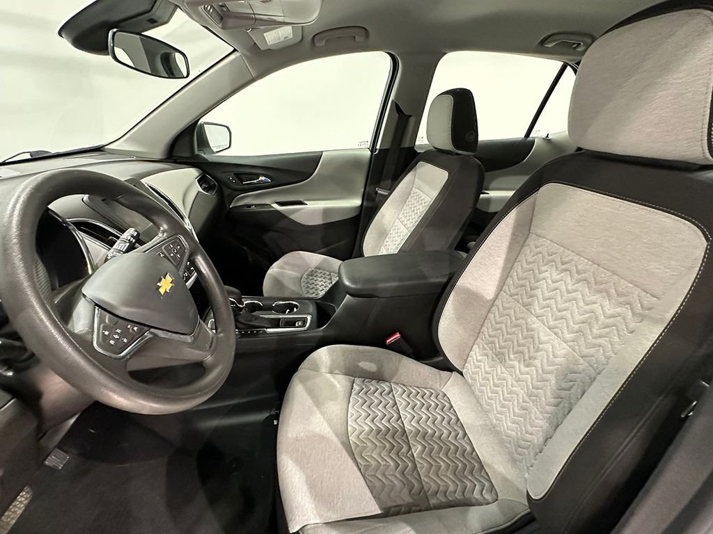 Used 2023 White Chevrolet LS image 3