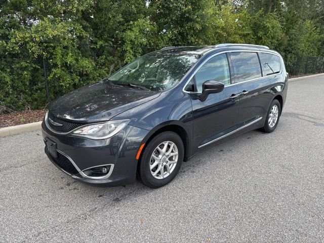 2020 Chrysler Pacifica Touring L's photo