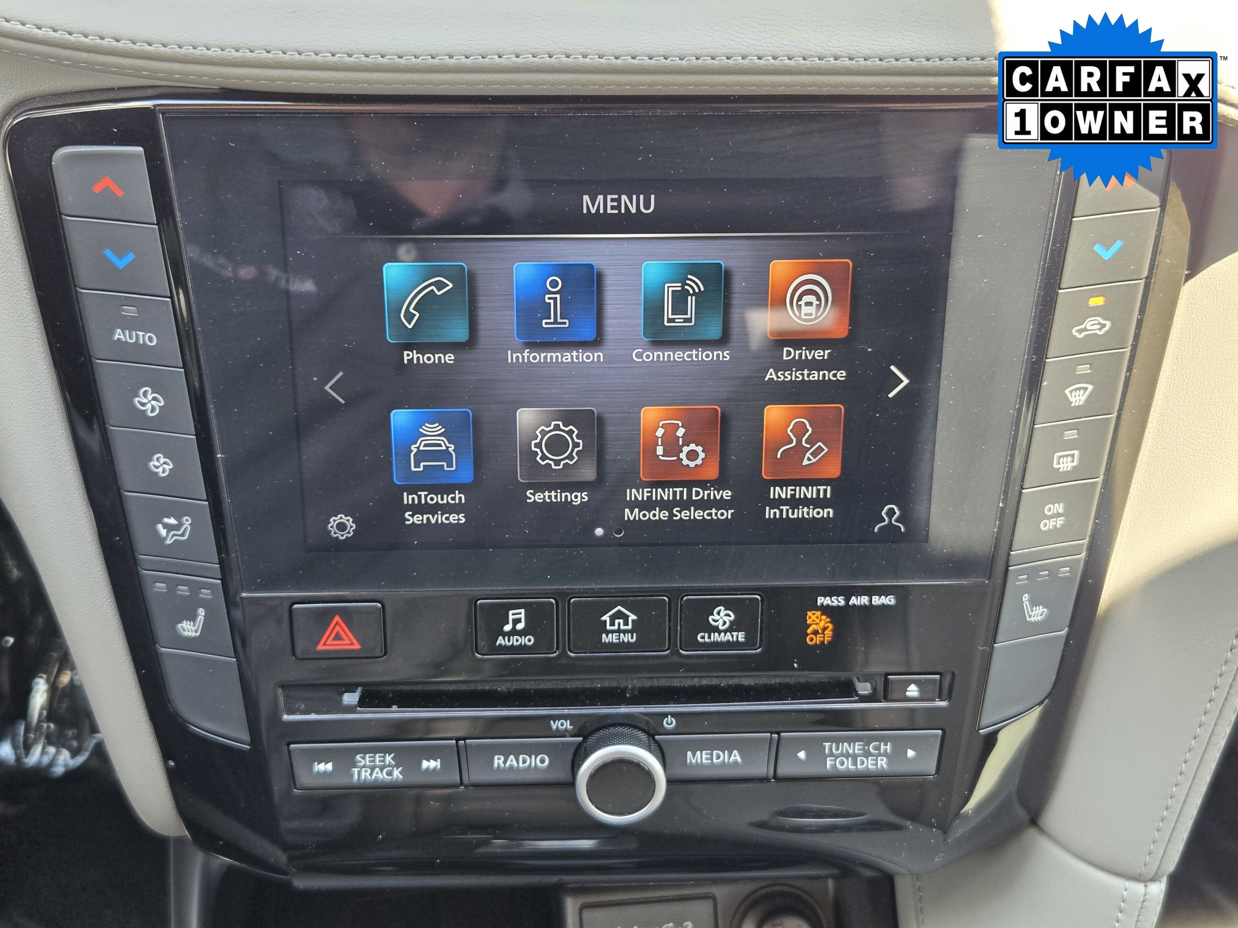 Certified Used 2023 Gray Metallic Ford SE image 15