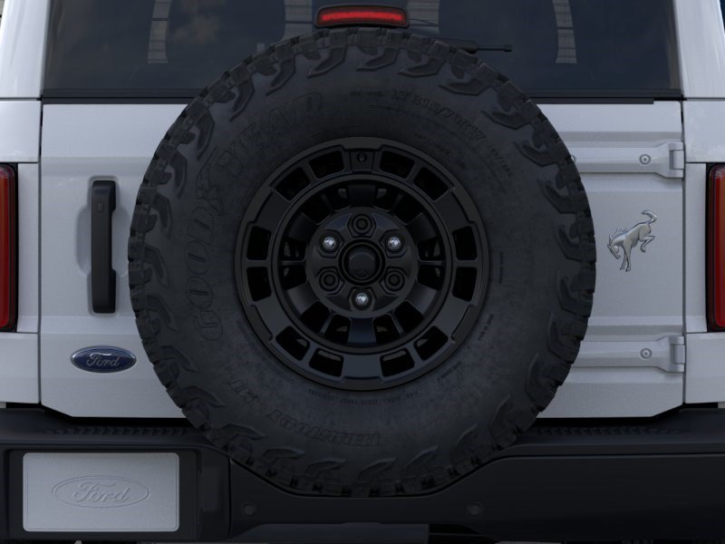 New 2026 Oxford White Ford Badlands image 24