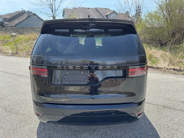 New 2026 Santorini Black Land Rover Dynamic SE image 6