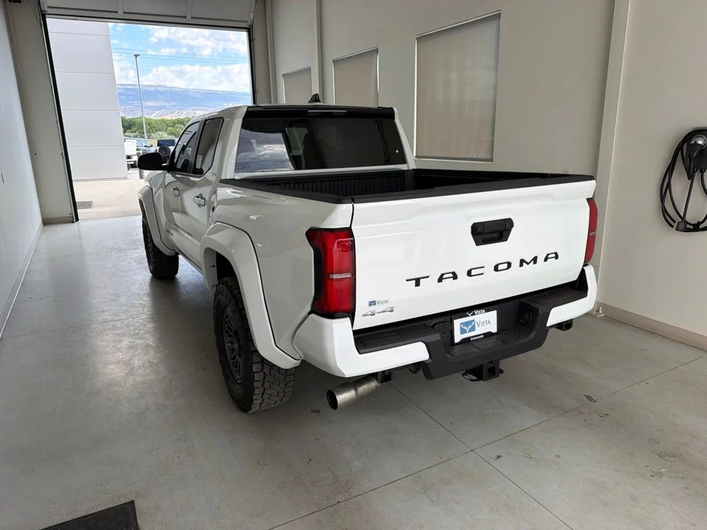 New 2026 Ice Toyota SR5 image 4