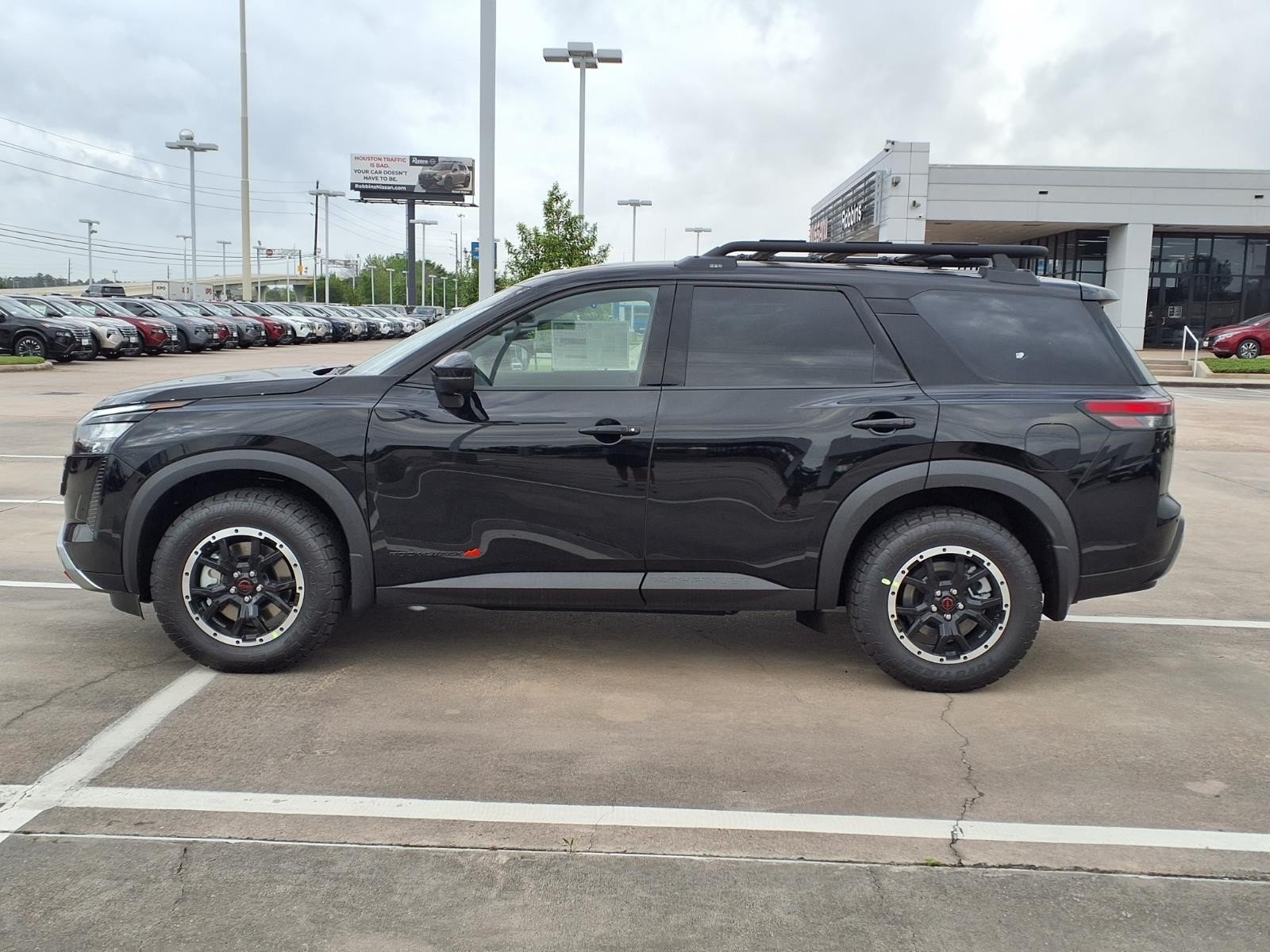 2026 Nissan Pathfinder Rock Creek® Black at Robbins Nissan