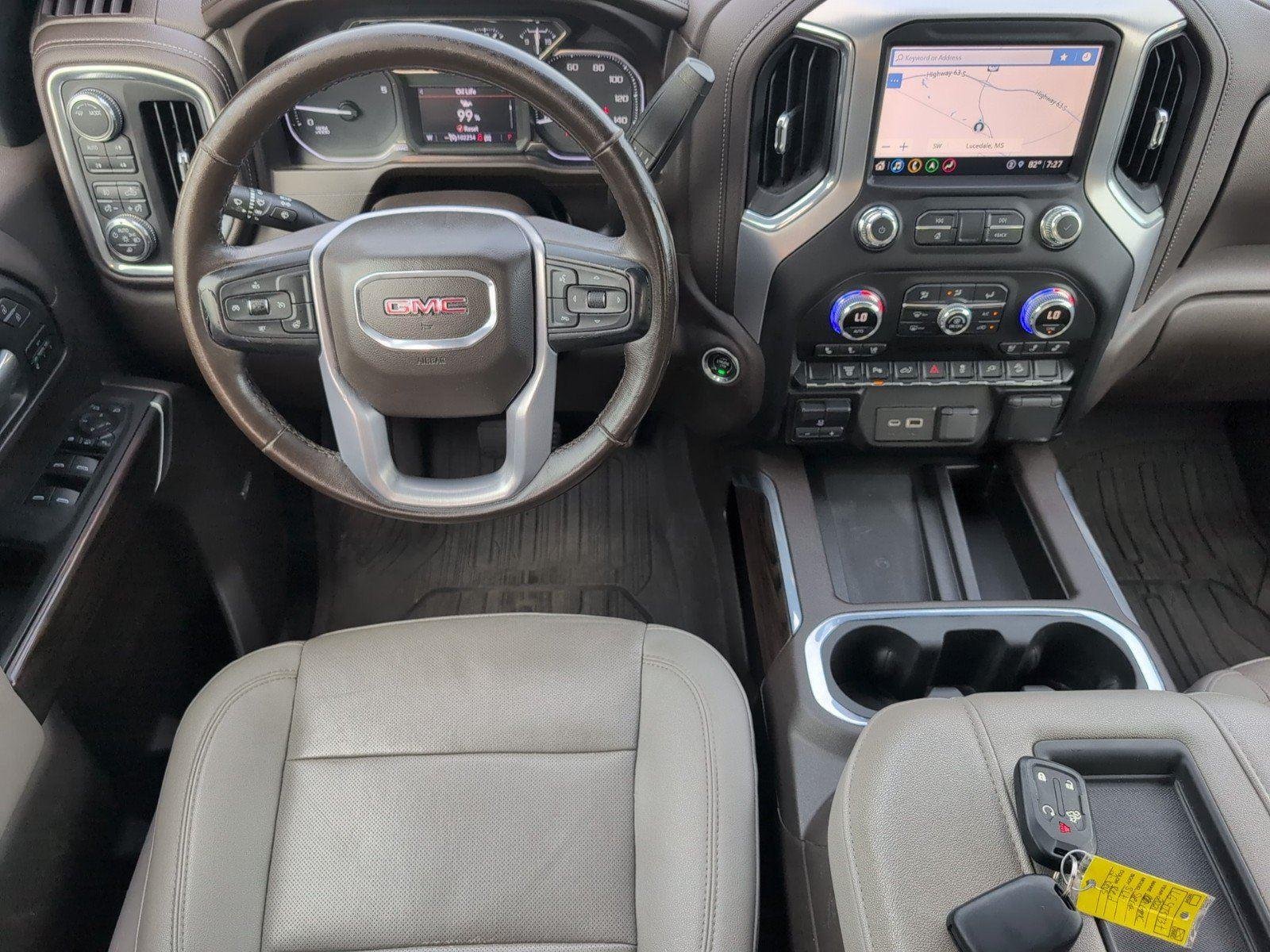 Used 2021 CAYENNE RED TINTCOAT GMC SLT image 31