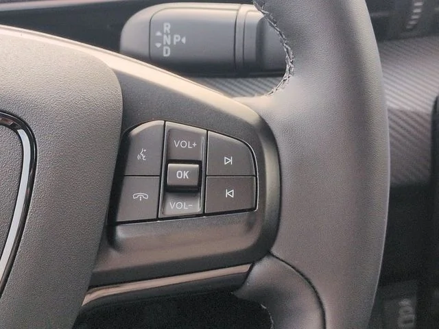 New 2026 Glacier Gray Metallic Tri-coat Ford Premium image 24