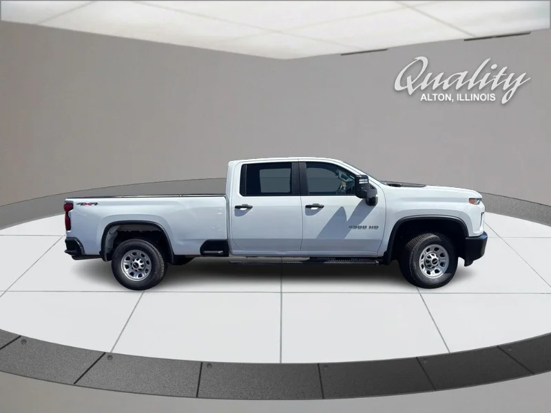 Used 2023 Summit White Chevrolet Custom image 3