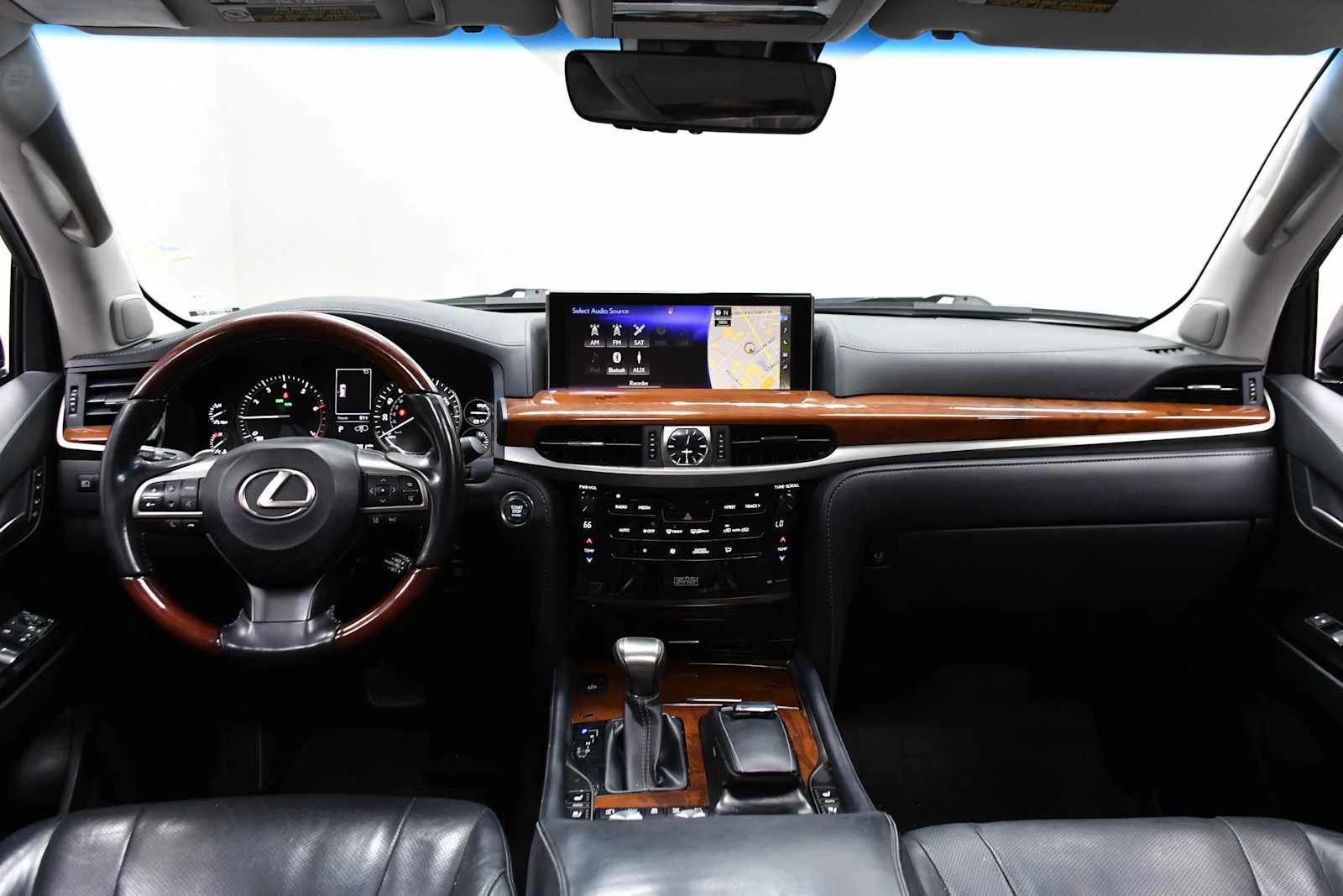Used 2020 Nebula Gray Pearl Lexus  image 19