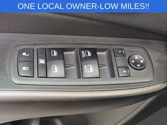Used 2019 Blue Jeep Trailhawk image 14