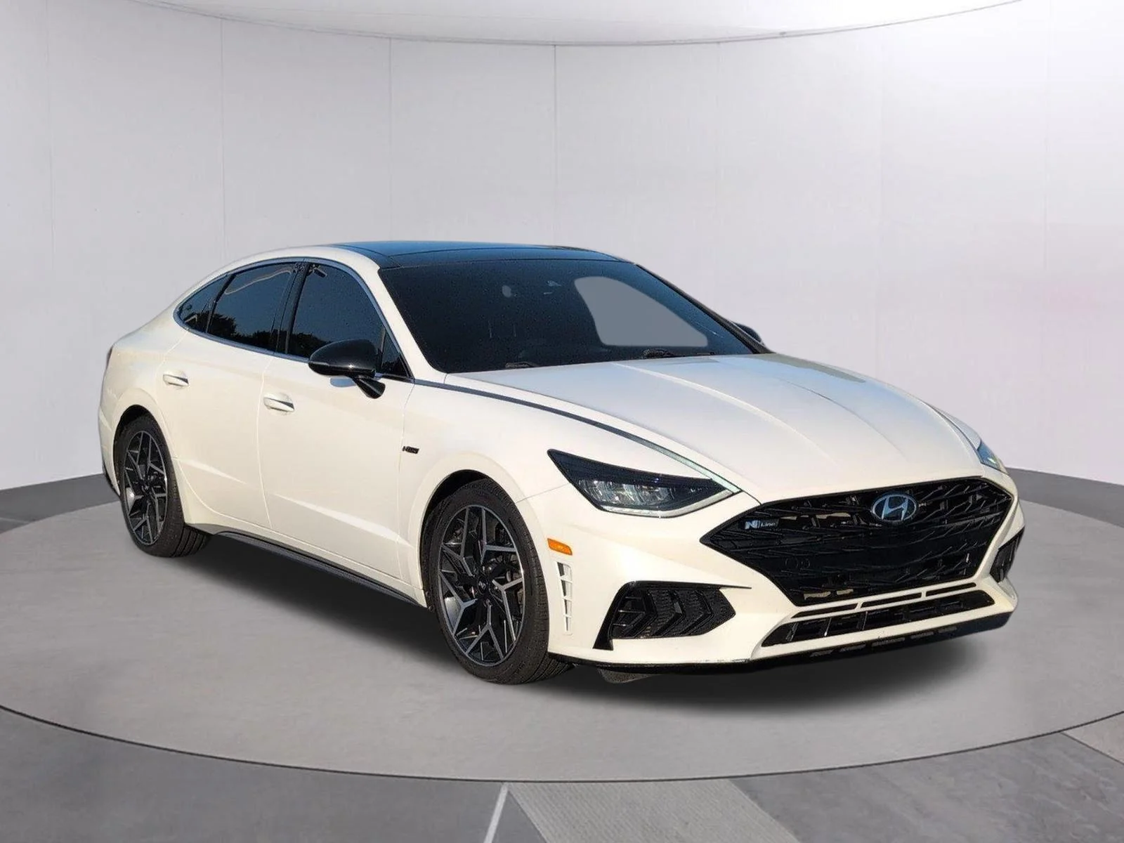 Used 2023 Serenity White Hyundai N Line image 2