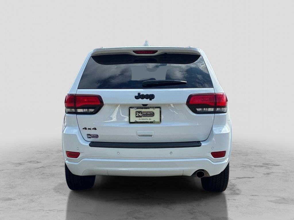 Used 2022 White Jeep Laredo X image 6