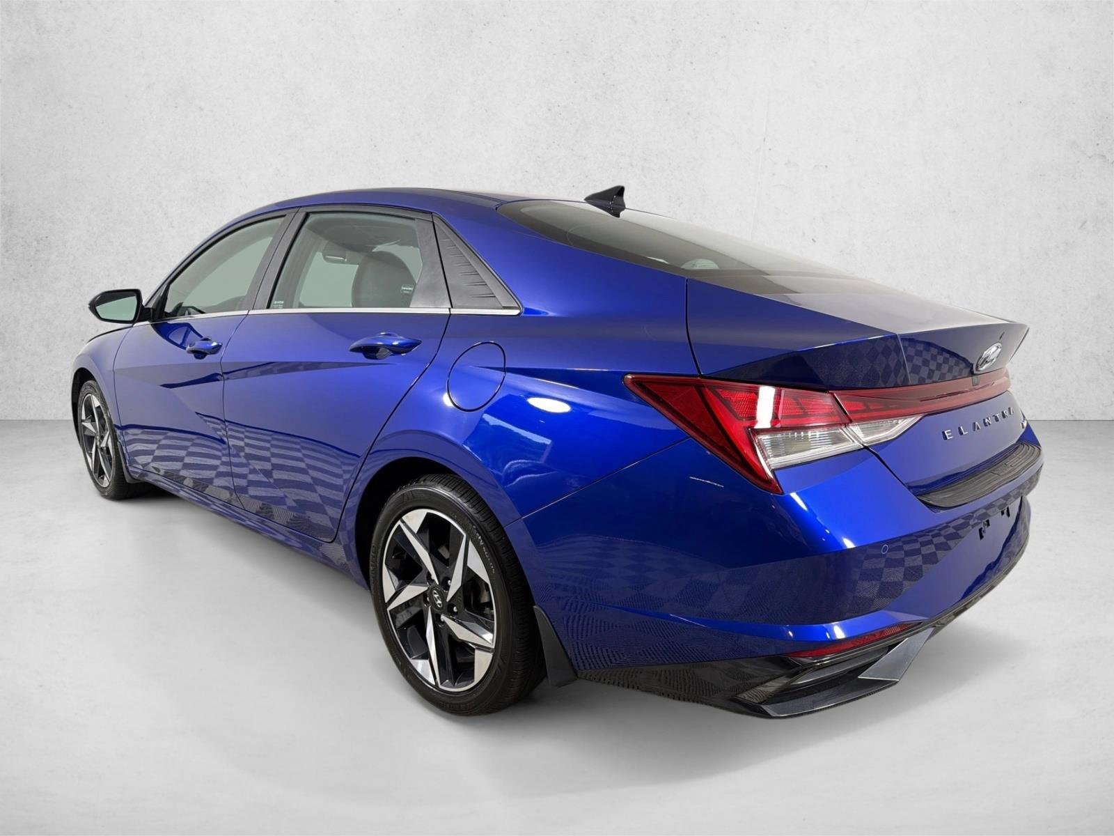 Used 2023 Intense Blue Hyundai Limited image 7
