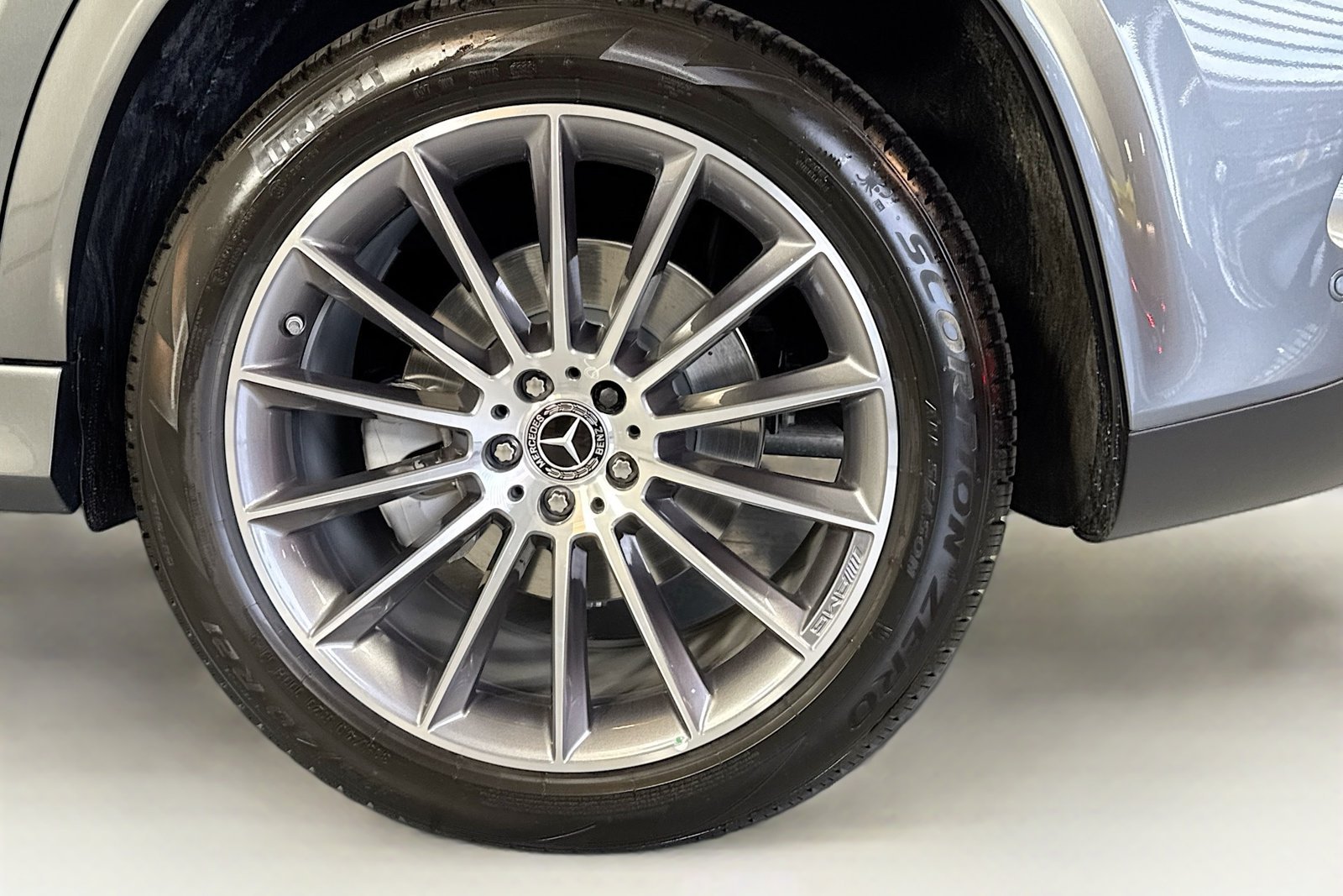 New 2026 Selenite Grey Metallic Mercedes-Benz GLE 350 image 29