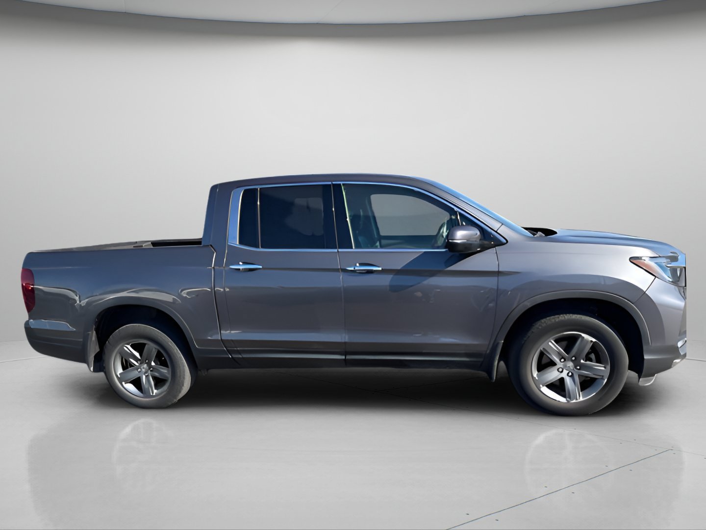 Certified Used 2022 Modern Steel Metallic Honda RTL-E image 6